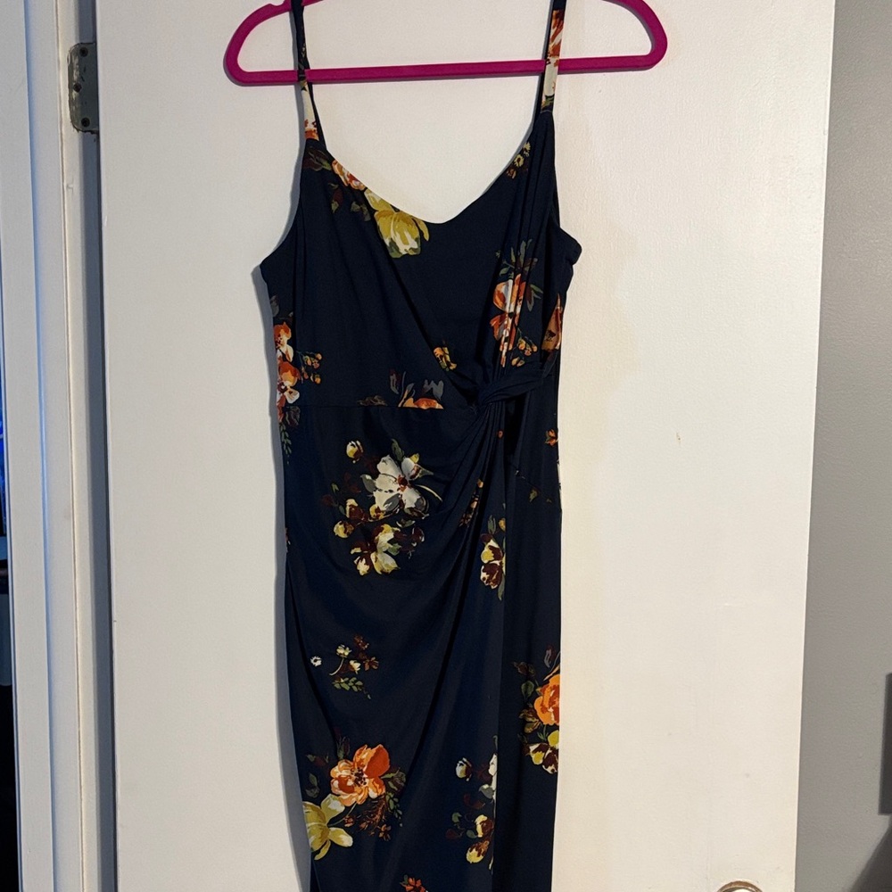 Nine Britton Navy Floral Midi Dress